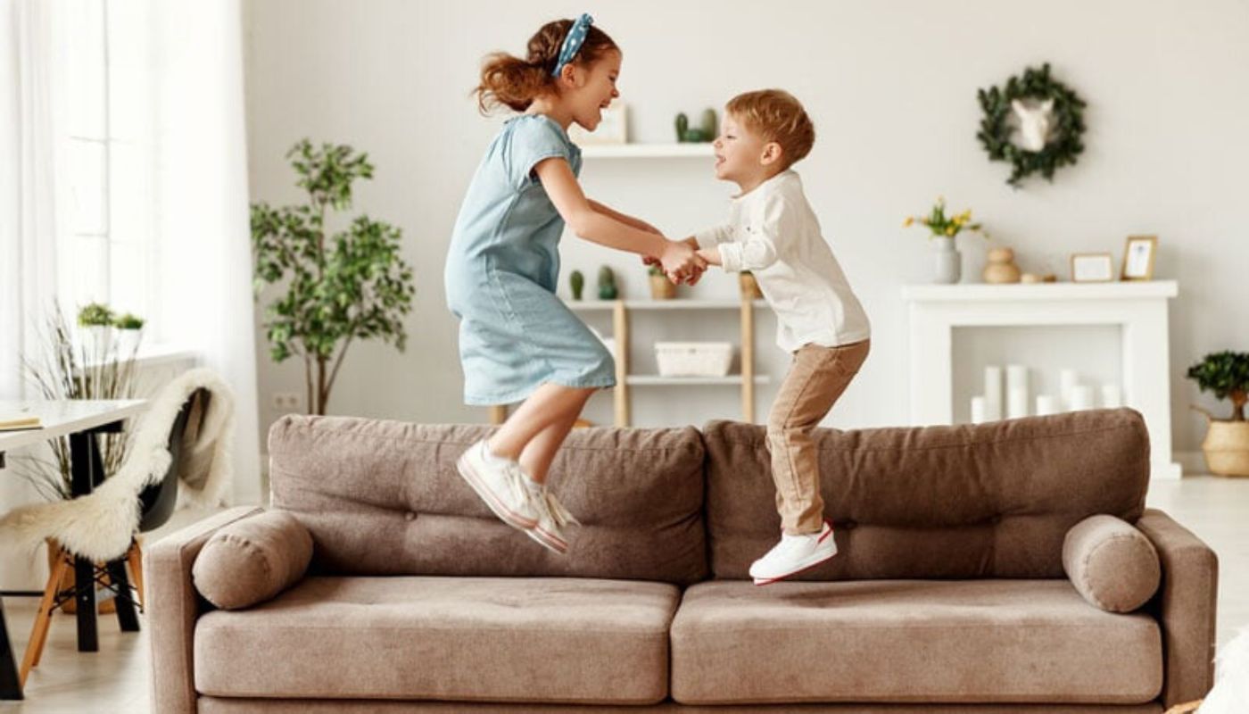 Sử dụng sofa đúng cách tránh tình trạng bị lún